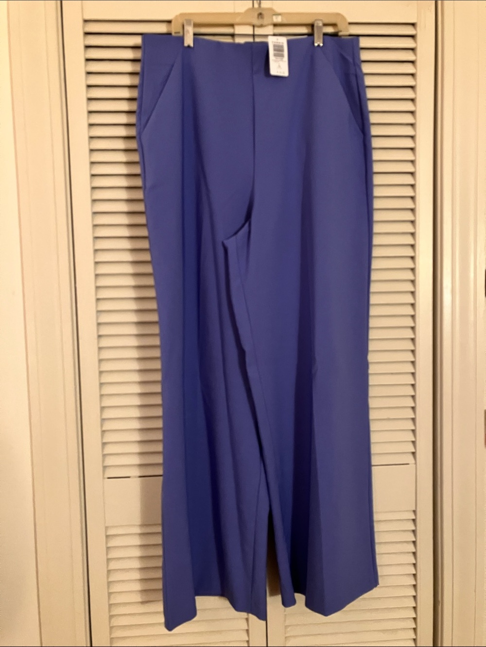 Torrid NWT Size 1R (14-16) Wide-Leg Pull-on Periwinkle Blue Dress Pants
